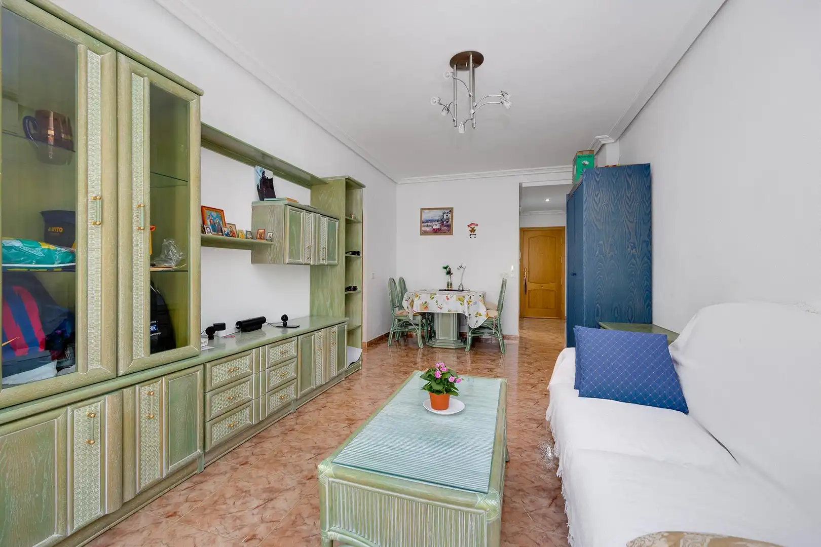 Sala d'estar de Apartament en venda en Torrevieja amb Aire condicionat i Terrassa