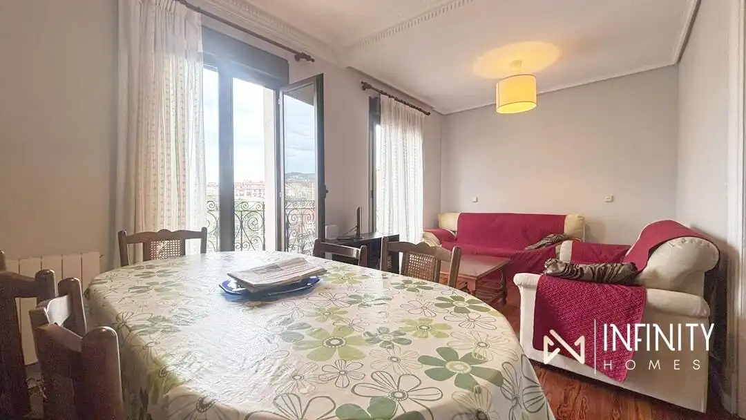 Flat for rent in García Salazar Kalea, Zabalburu