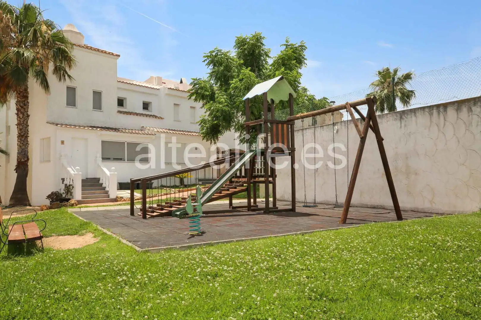 Jardí de Casa adosada en venda en La Nucia amb Terrassa i Piscina comunitària