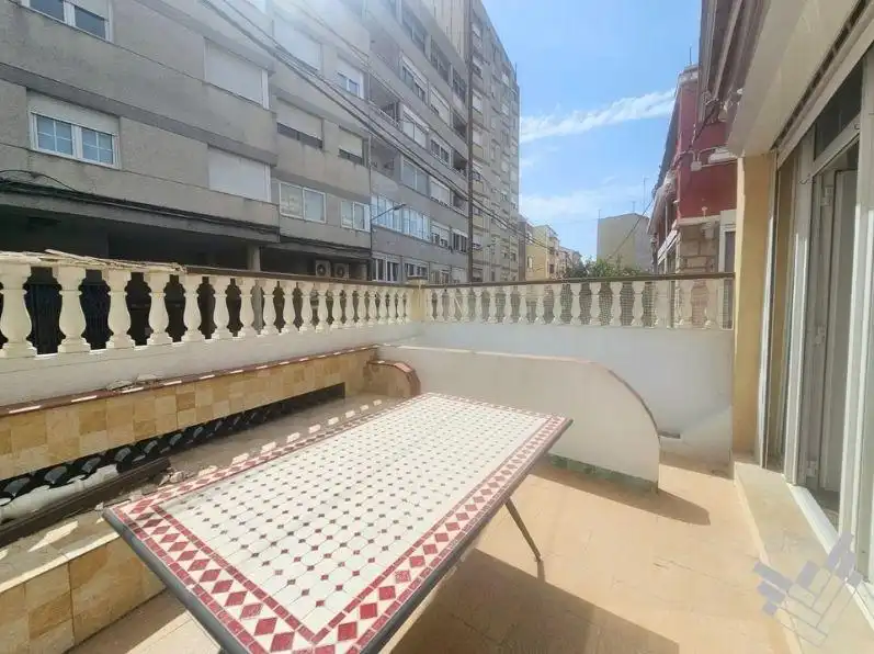 Vista exterior de Casa adosada en venta en Vinaròs con Aire acondicionado, Calefacción y Terraza