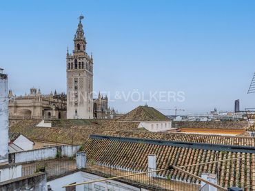 Flat with lift for sale in Casco Antiguo