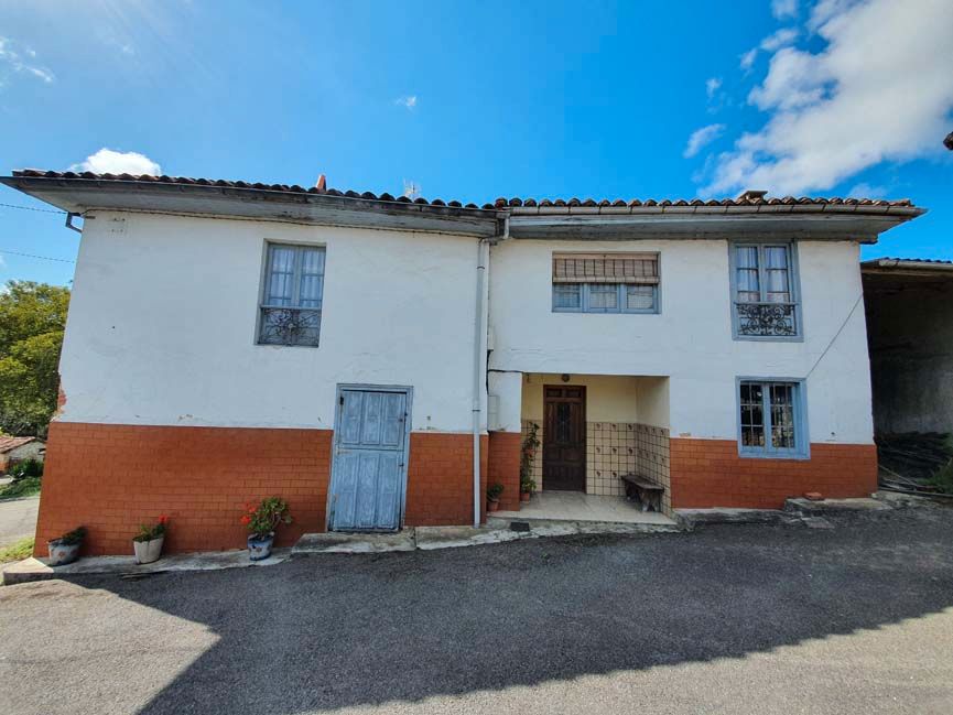 Casa adosada en venda a N/A, Cabranes