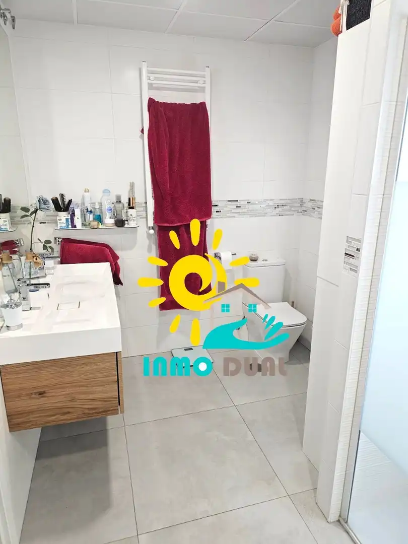 Bathroom of Apartments for sale in Badajoz  with Air Conditioner and Storage room