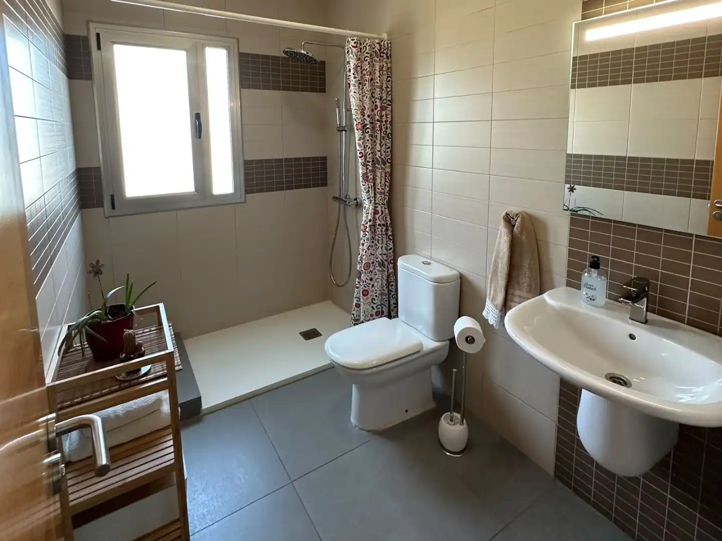 Bany de Casa o xalet en venda en Santa Lucía de Tirajana amb Aire condicionat, Terrassa i Piscina