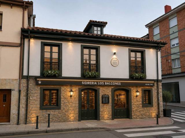 Casa adosada en Venta en Calle Camino Real, 67 en Colloto