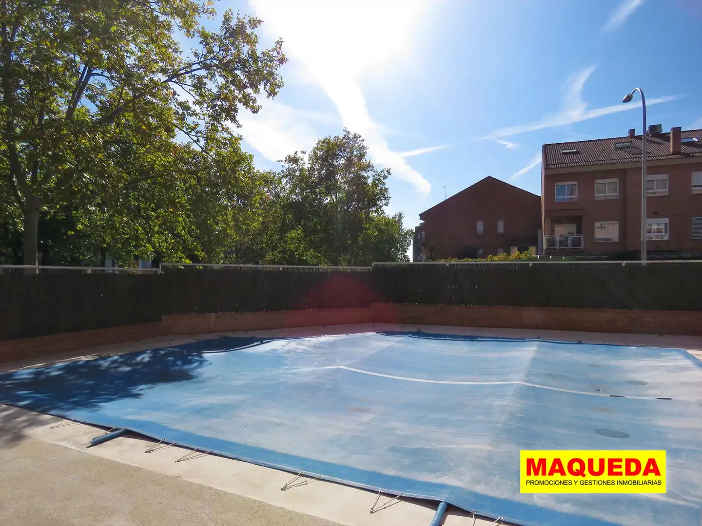 Schwimmbecken von Maisonette zum Verkauf in Alcorcón mit Klimaanlage, Heizung und Parkett