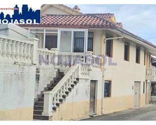 Exterior view of Single-family semi-detached for sale in Argoños   with Heating, Parquet flooring and Terrace