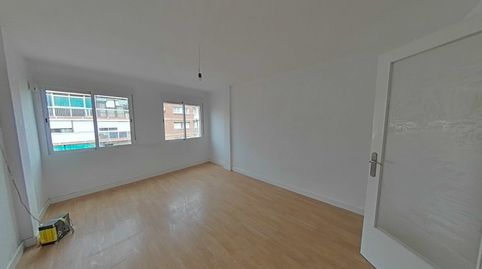 Foto 4 de Piso en venta en C/ Ramón Llull, Santa Perpètua de Mogoda, Barcelona