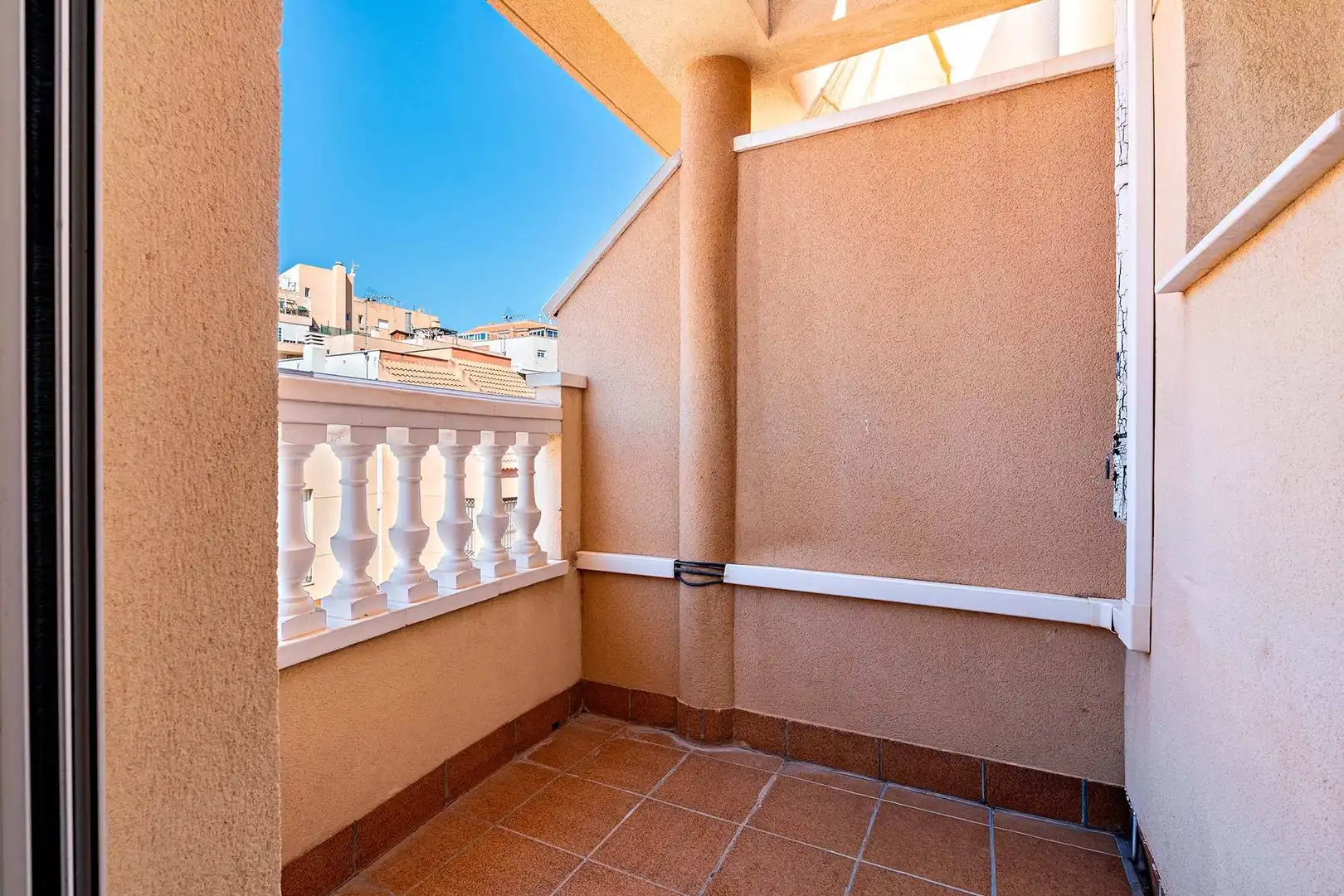 Terrassa de Casa adosada en venda en Roquetas de Mar amb Aire condicionat, Terrassa i Traster