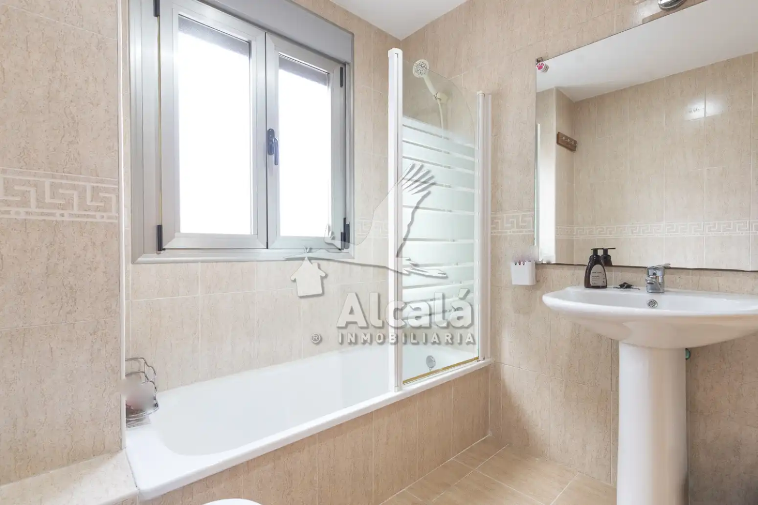 Baño de Piso en venta en Torrejón de Ardoz con Calefacción y Trastero