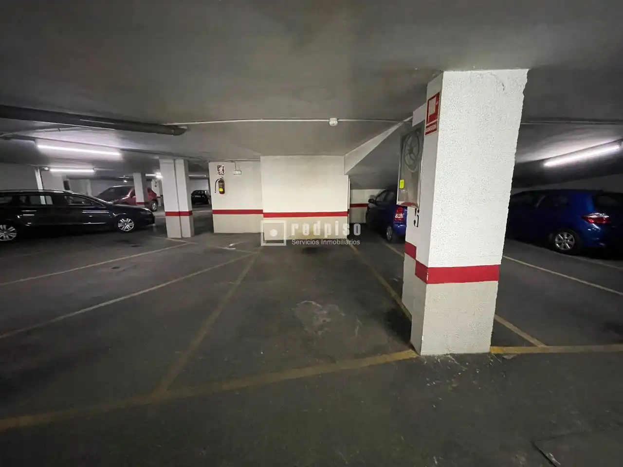 Parking of Garage for rent in Madrid