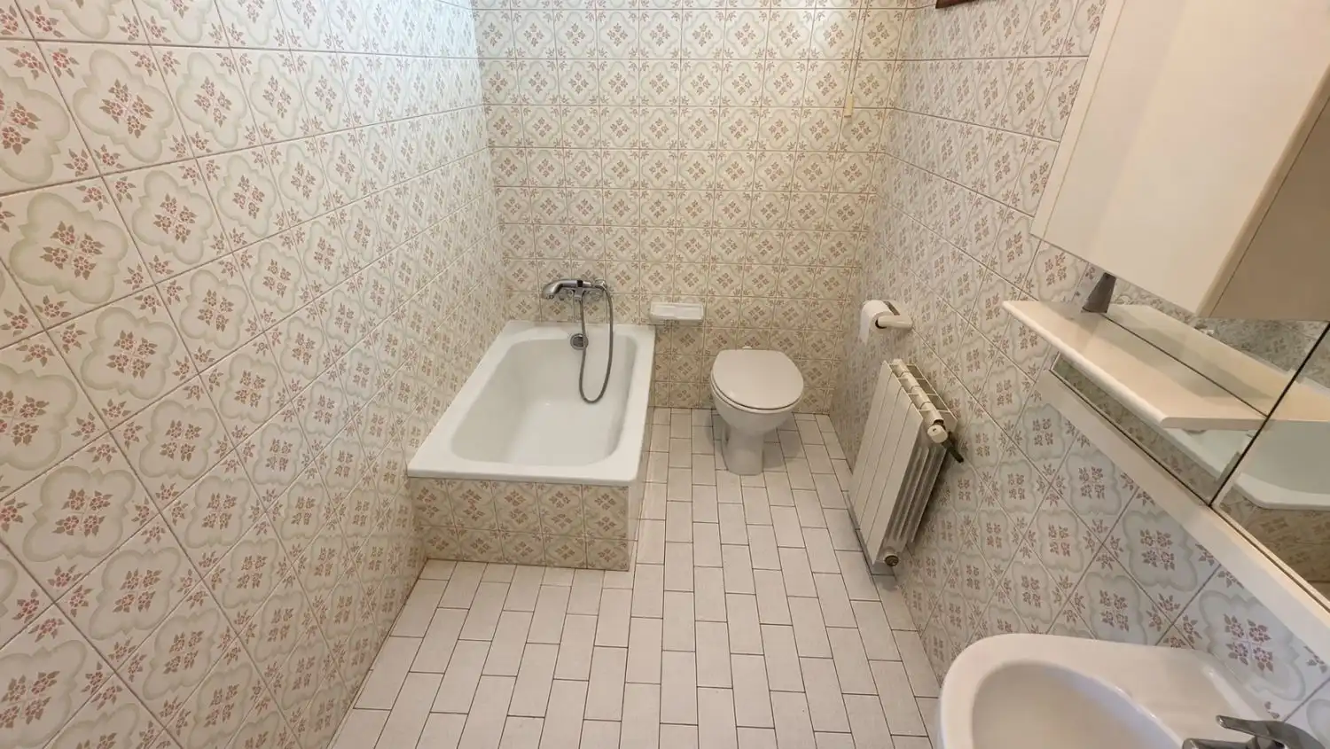 Baño de Casa o chalet en venta en Bárcena de Cicero con Calefacción, Terraza y Trastero