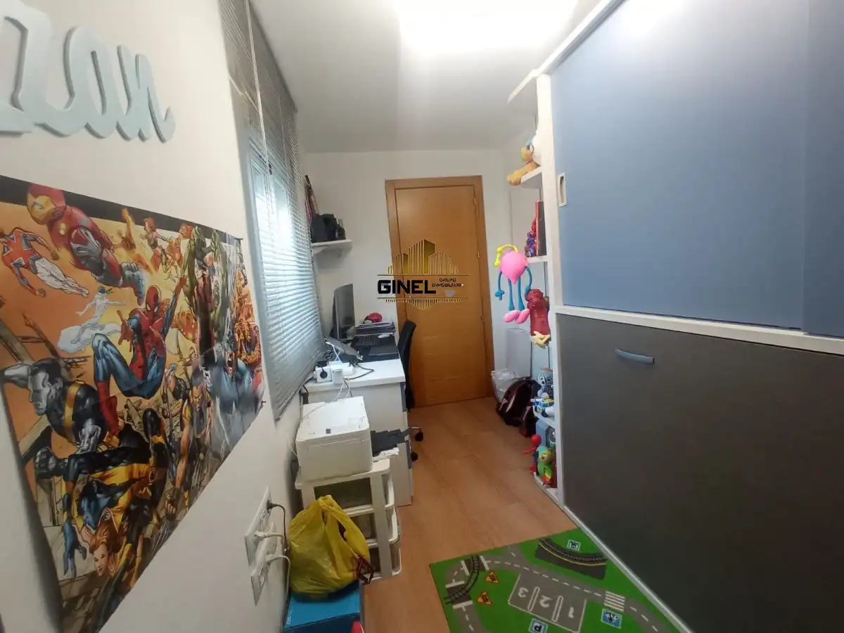 Habitación de Casa o chalet de alquiler con opción a compra en Jaén con Aire acondicionado, Calefacción y Terraza