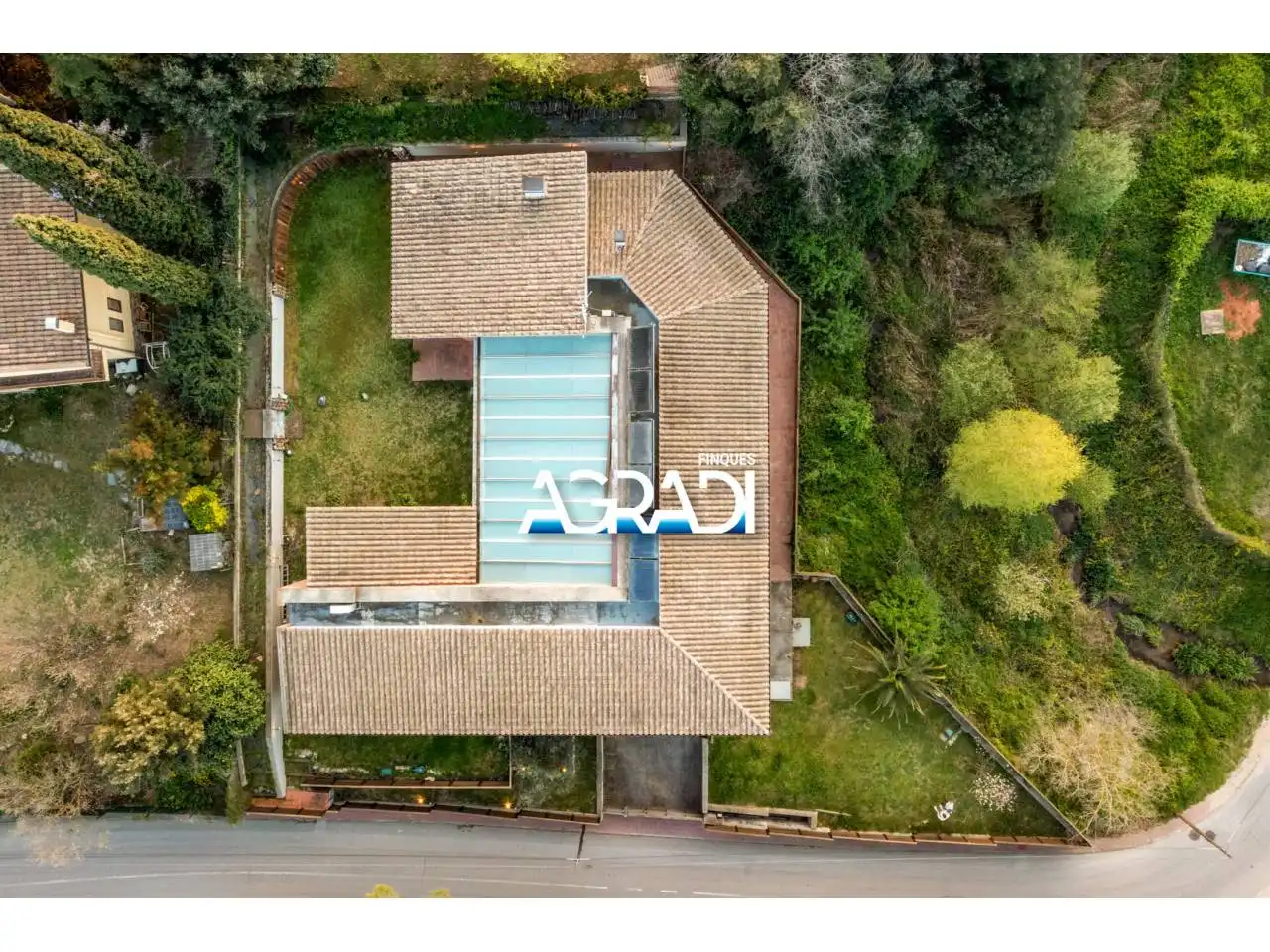 Exterior view of Houses for sale in Les Franqueses del Vallès  with Air Conditioner, Heating and Private garden