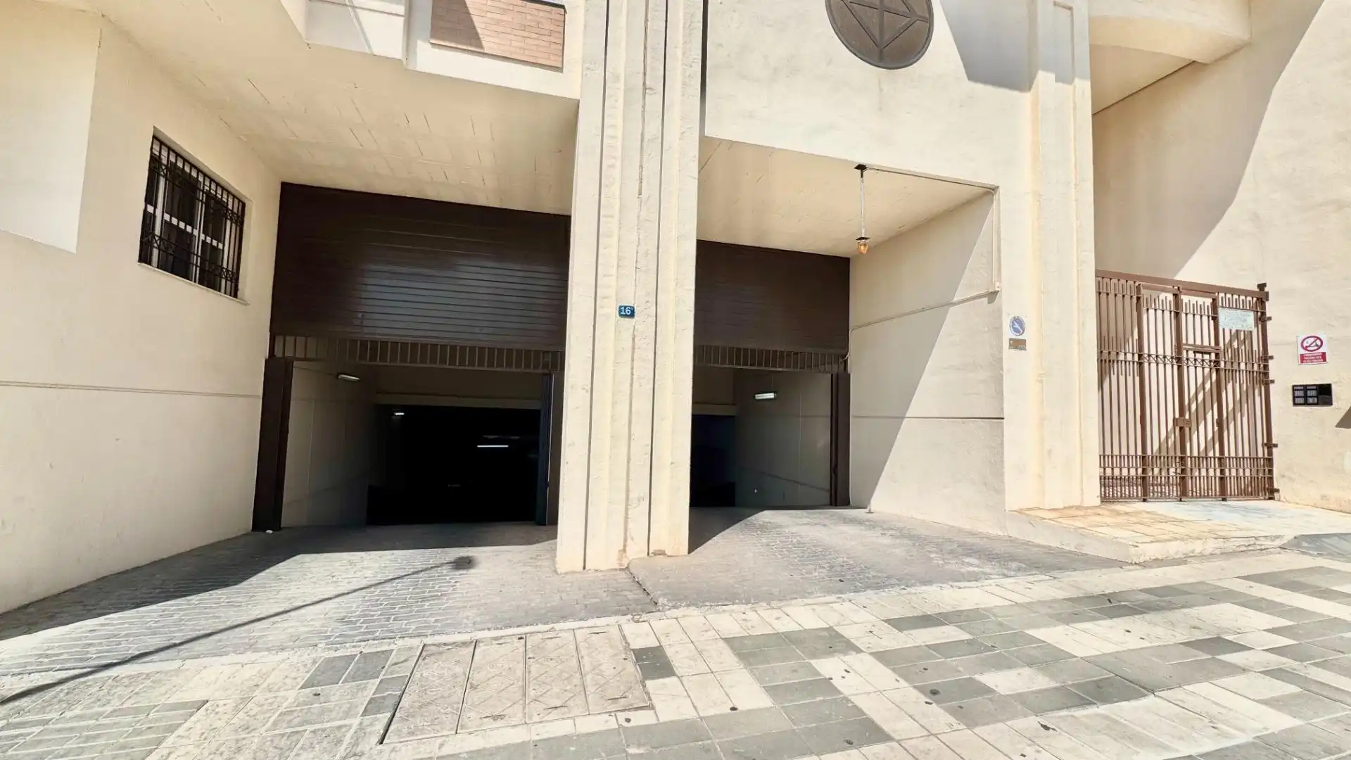 Aparcament de Àtic en venda en Málaga amb Aire condicionat, Calefacció i Jardí privat