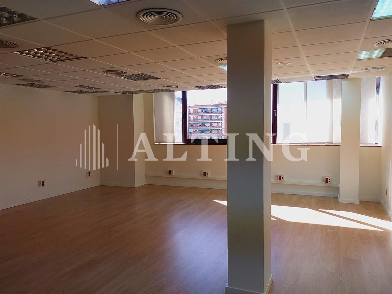 Oficina de alquiler en  Barcelona Capital