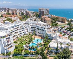 Vista exterior de Dúplex en venda en Torremolinos amb Aire condicionat, Terrassa i Traster