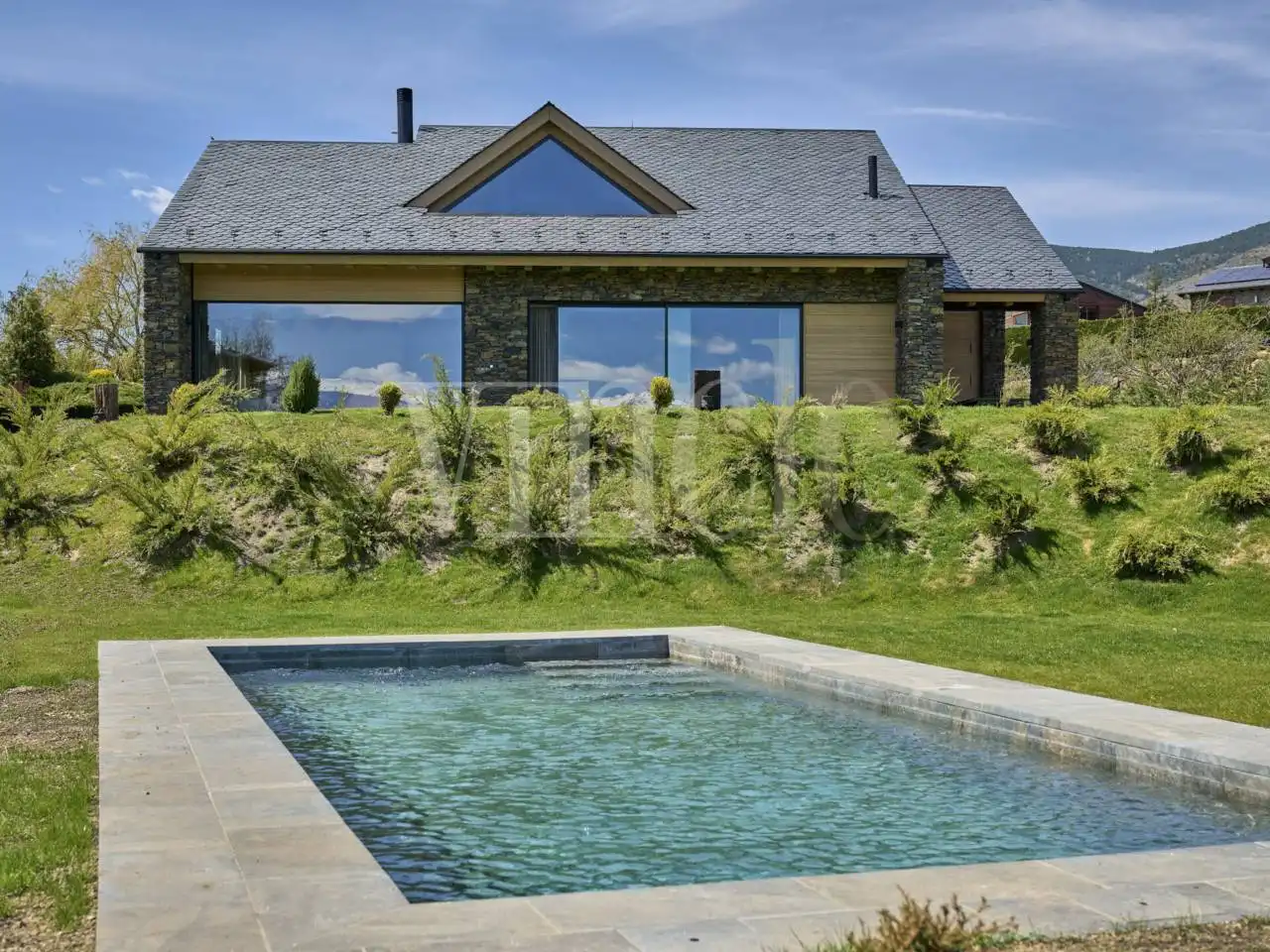 Swimming pool of Houses for sale in Guils de Cerdanya  with Heating, Private garden and Parquet flooring