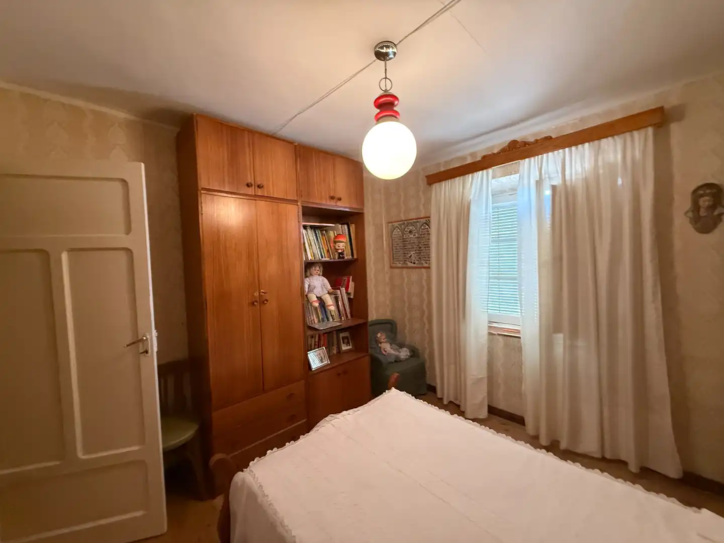 Habitación de Finca rústica en venta en Perales con Calefacción, Amueblado y Horno