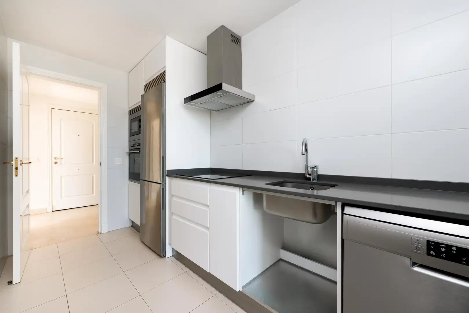 Cocina de Piso en venta en Las Rozas de Madrid con Aire acondicionado y Trastero