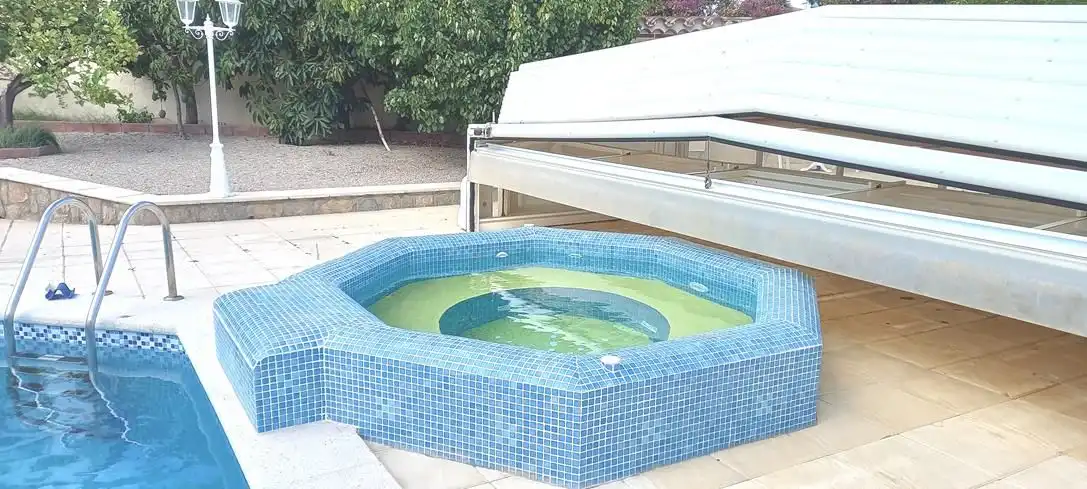 Piscina de Casa o xalet en venda en Mont-roig del Camp amb Aire condicionat, Calefacció i Jardí privat