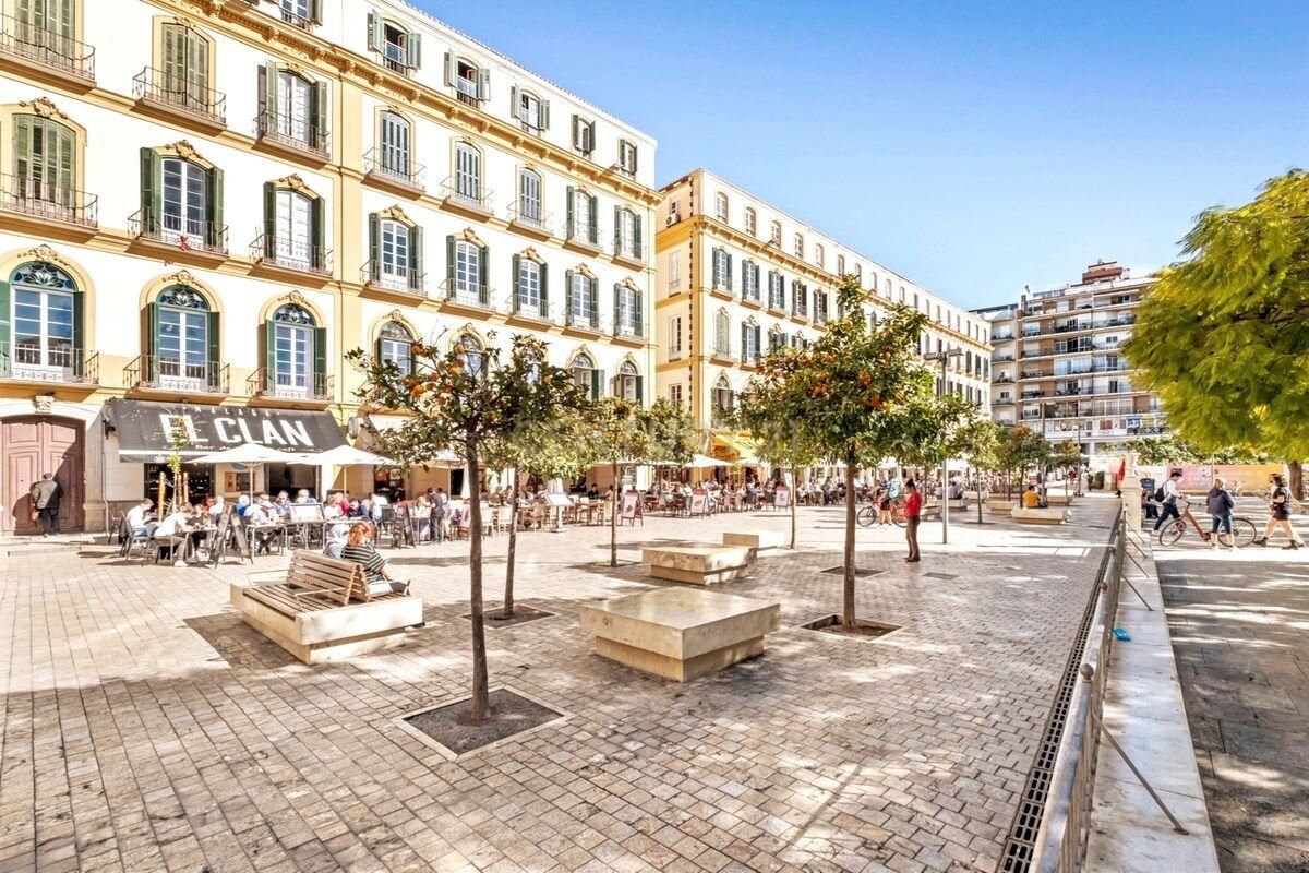 Exterior view of Apartment to rent in Málaga Capital  with Air Conditioner, Oven and Washing machine