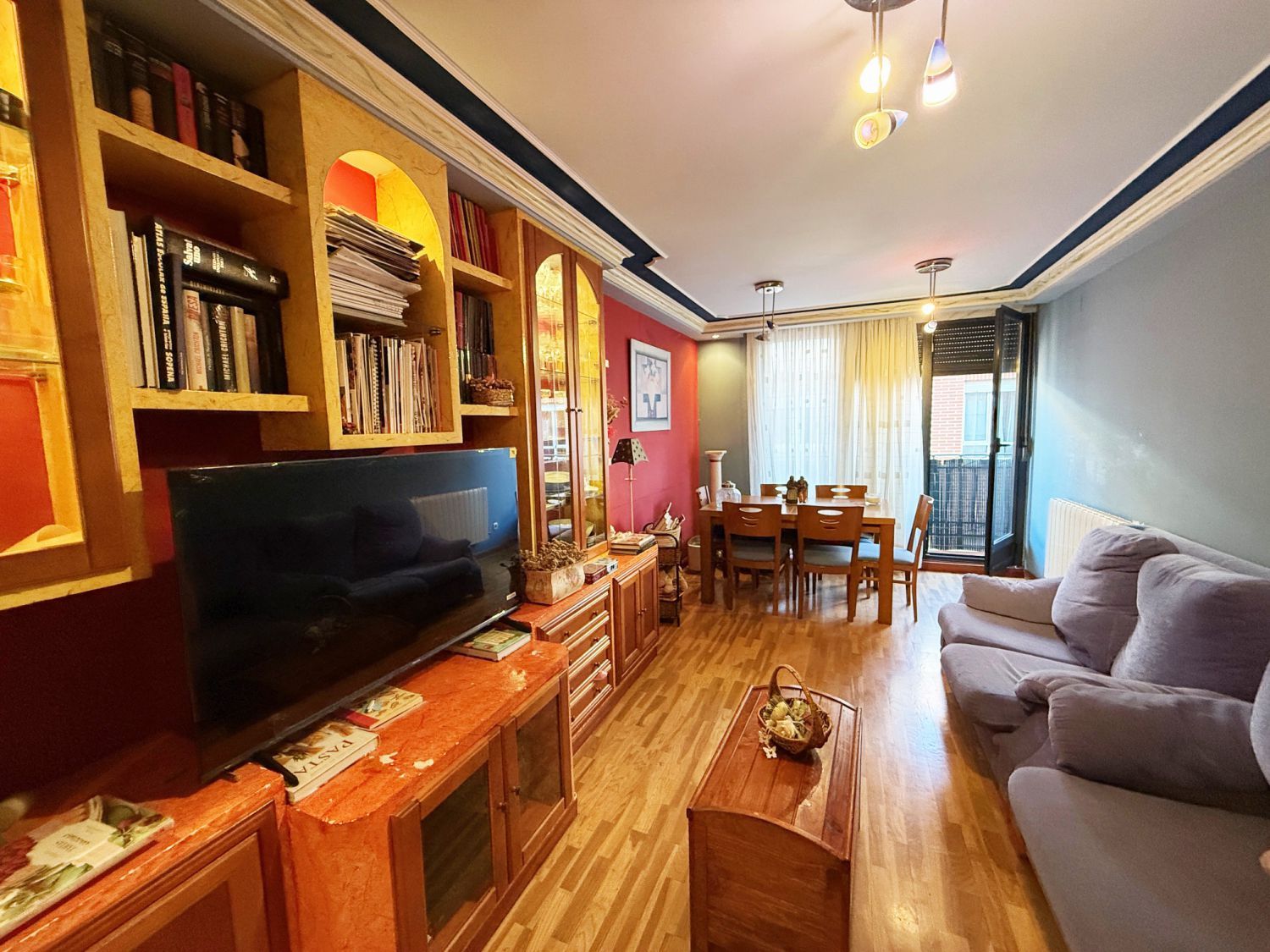 Sala d'estar de Pis en venda en Guardo amb Calefacció, Terrassa i Traster