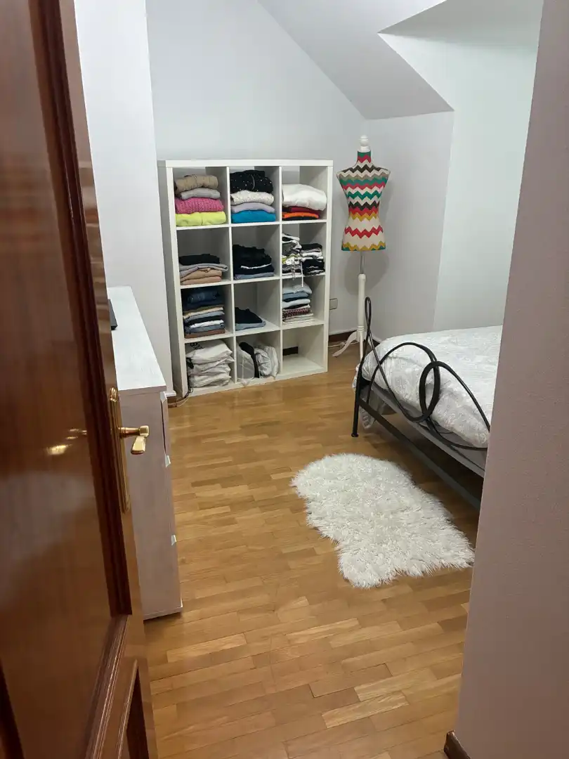 Habitación de Dúplex en venta en Velilla de San Antonio con Aire acondicionado, Calefacción y Parquet
