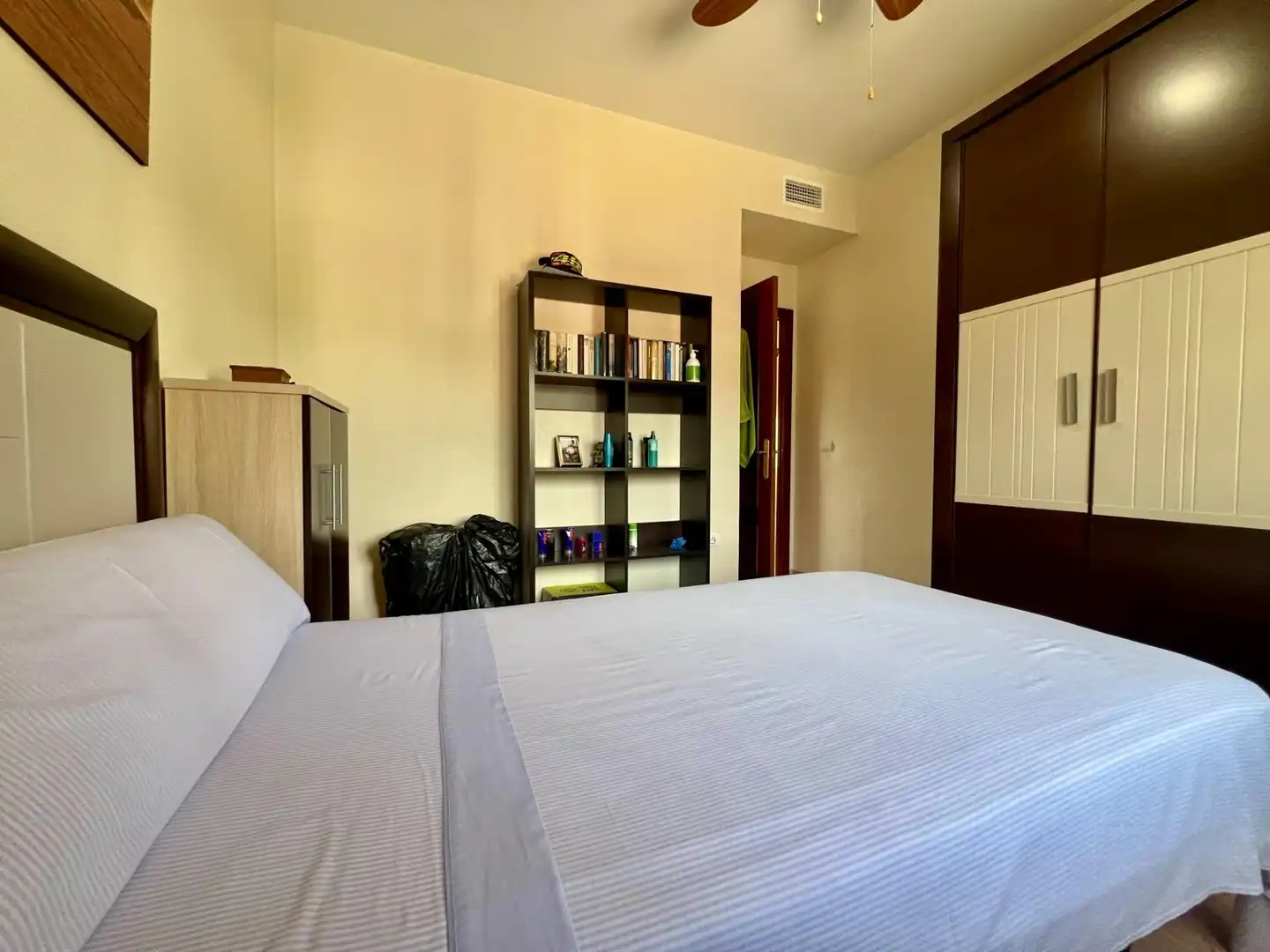 Bedroom of Houses for sale in Córdoba  with Air Conditioner and Swimming Pool