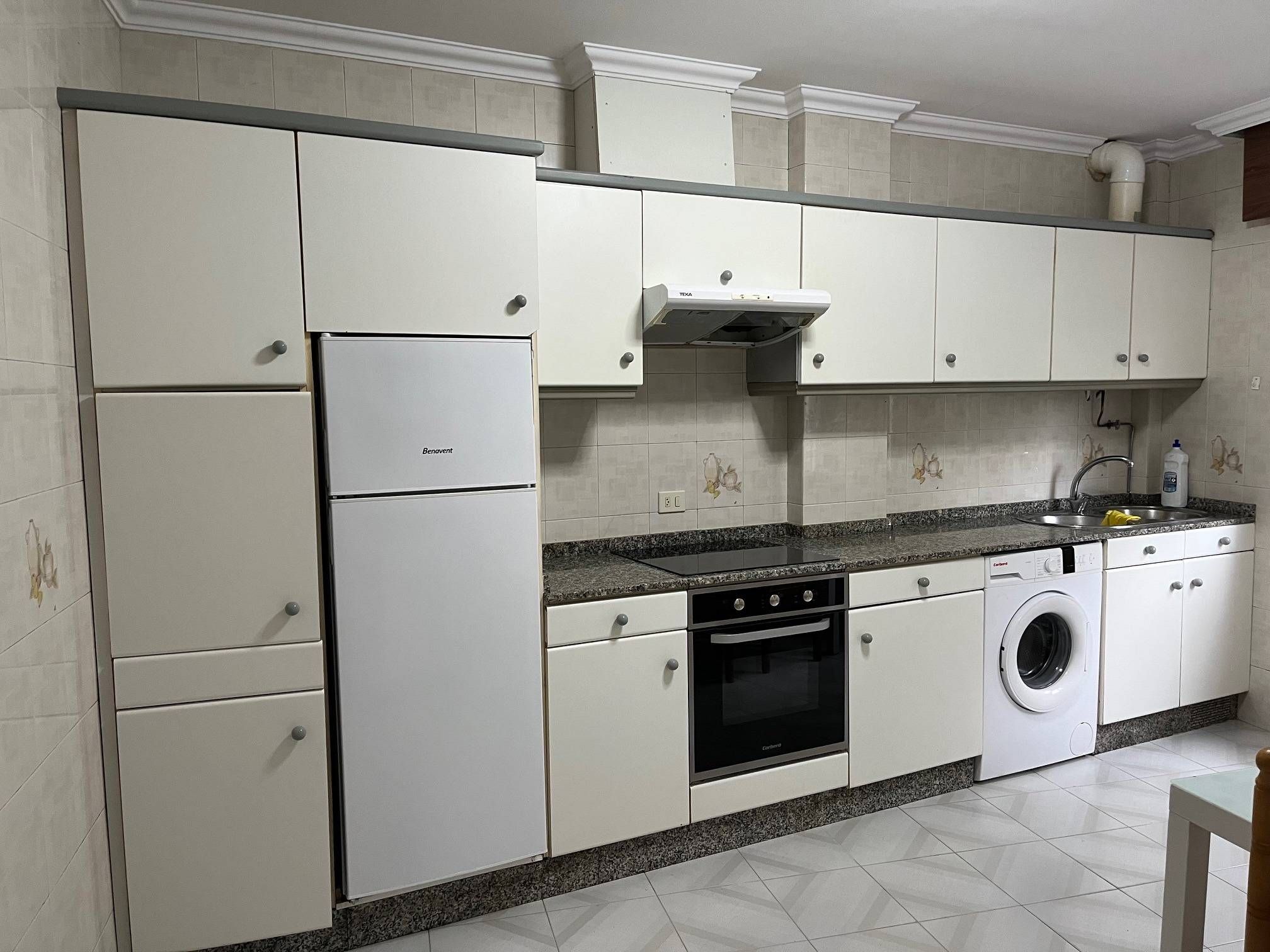 Planta baja to rent in  Campo do Forno, Concheiros - Fontiñas