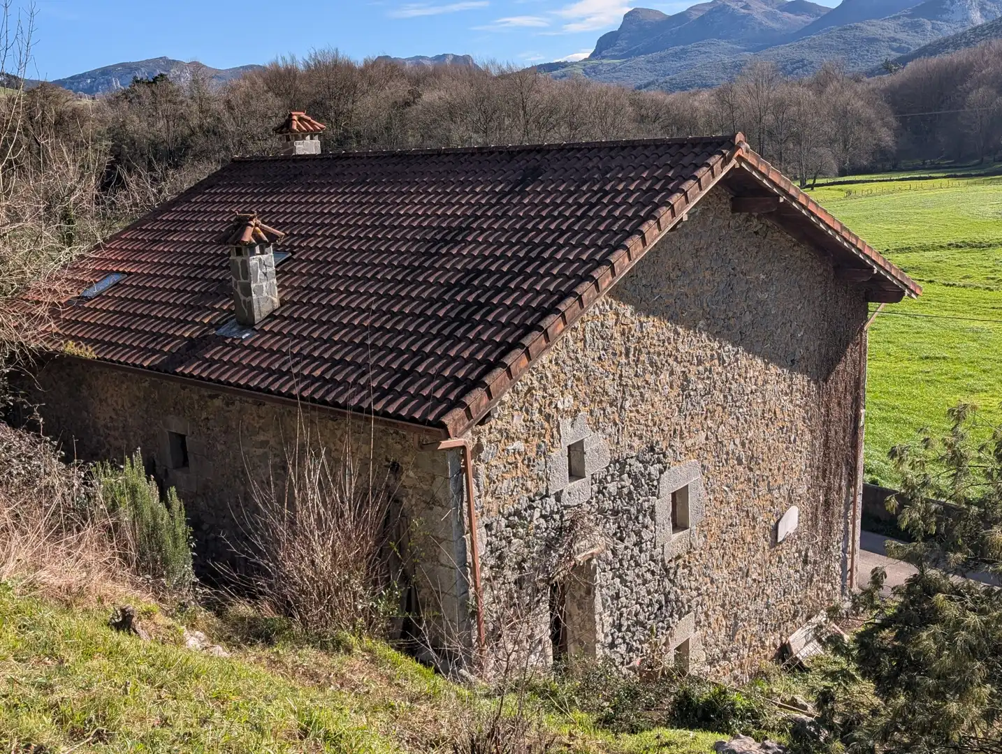 Casa o xalet en venda a Ruesga - BARRIO ANCILLO, 38, Ruesga