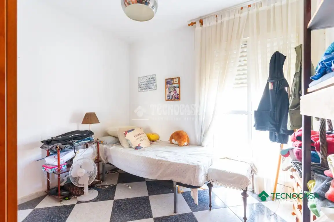 Bedroom of Detached homes for sale in Roquetas de Mar  with Air Conditioner and Terrace