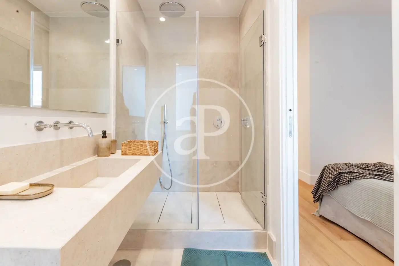 Baño de Piso en venta en Madrid con Aire acondicionado, Calefacción y Terraza
