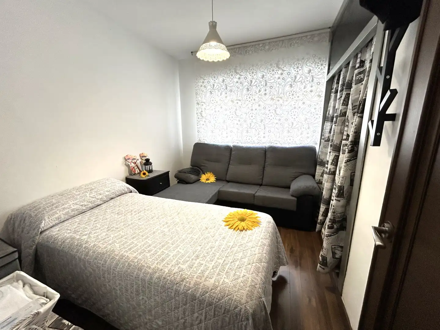 Schlafzimmer von Haus oder Chalet zum Verkauf in Alhaurín de la Torre mit Klimaanlage, Heizung und Privatgarten