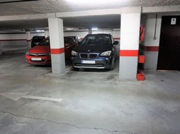 Einzelparkplatz mit Aufzug zum Verkauf in Calle de Tampico 42