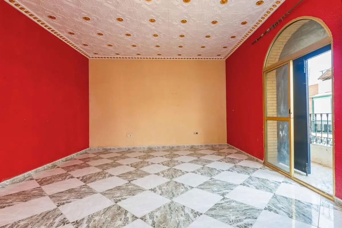 Casa adosada en venda en Sevilla amb Calefacció