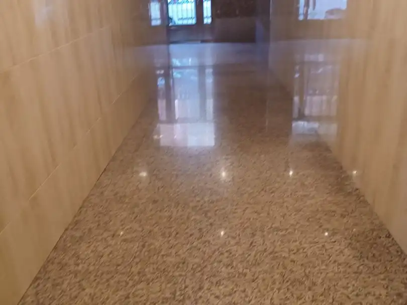 Wohnung zum Verkauf in Valladolid Capital mit Terrasse und Balkon