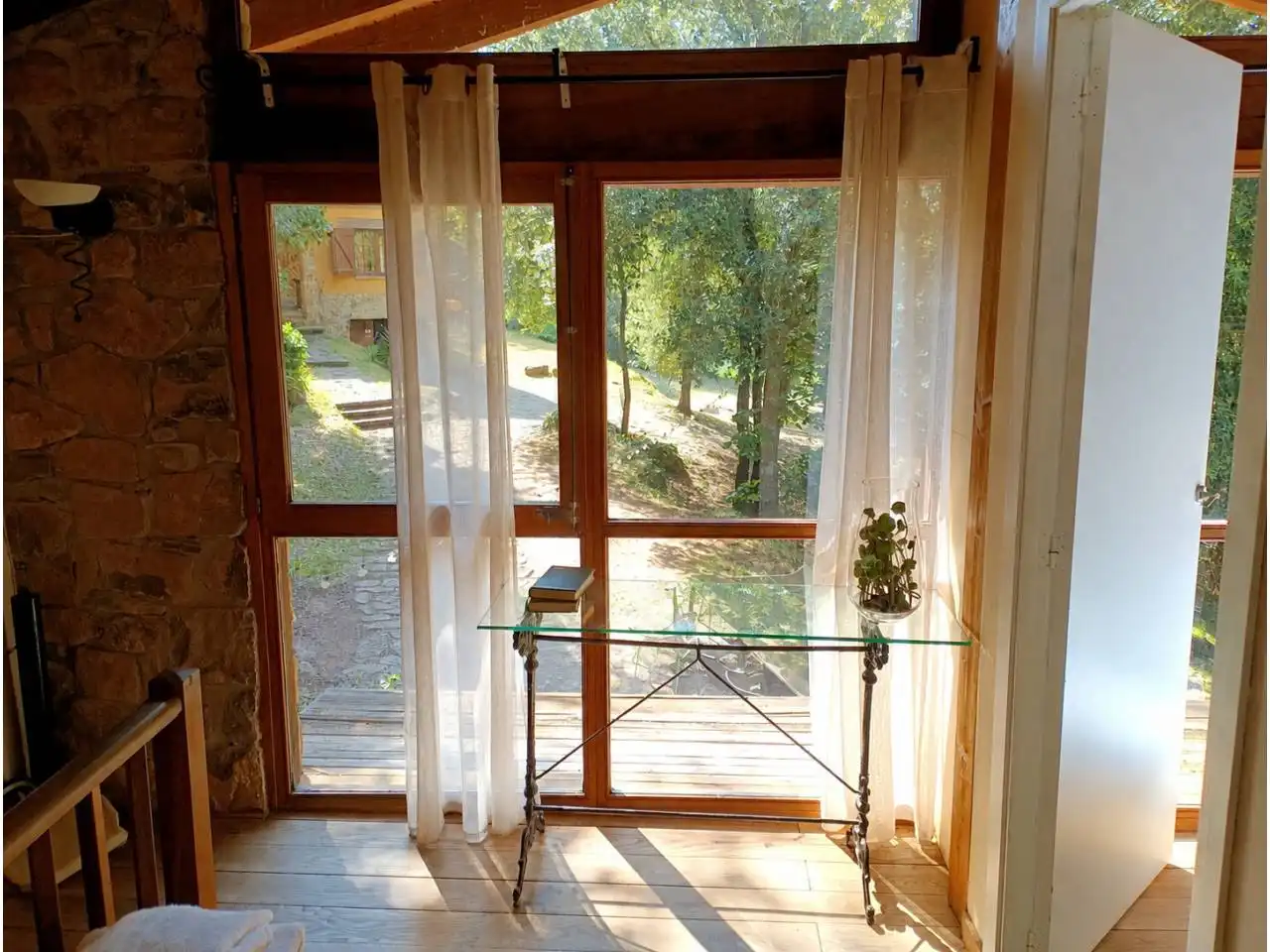 Dormitori de Casa o xalet en venda en La Vall de Bianya