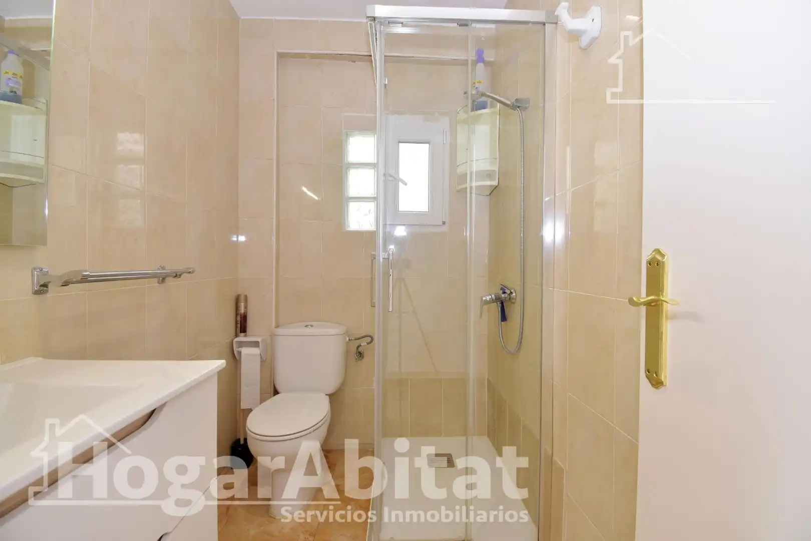 Baño de Piso en venta en Oliva Playa