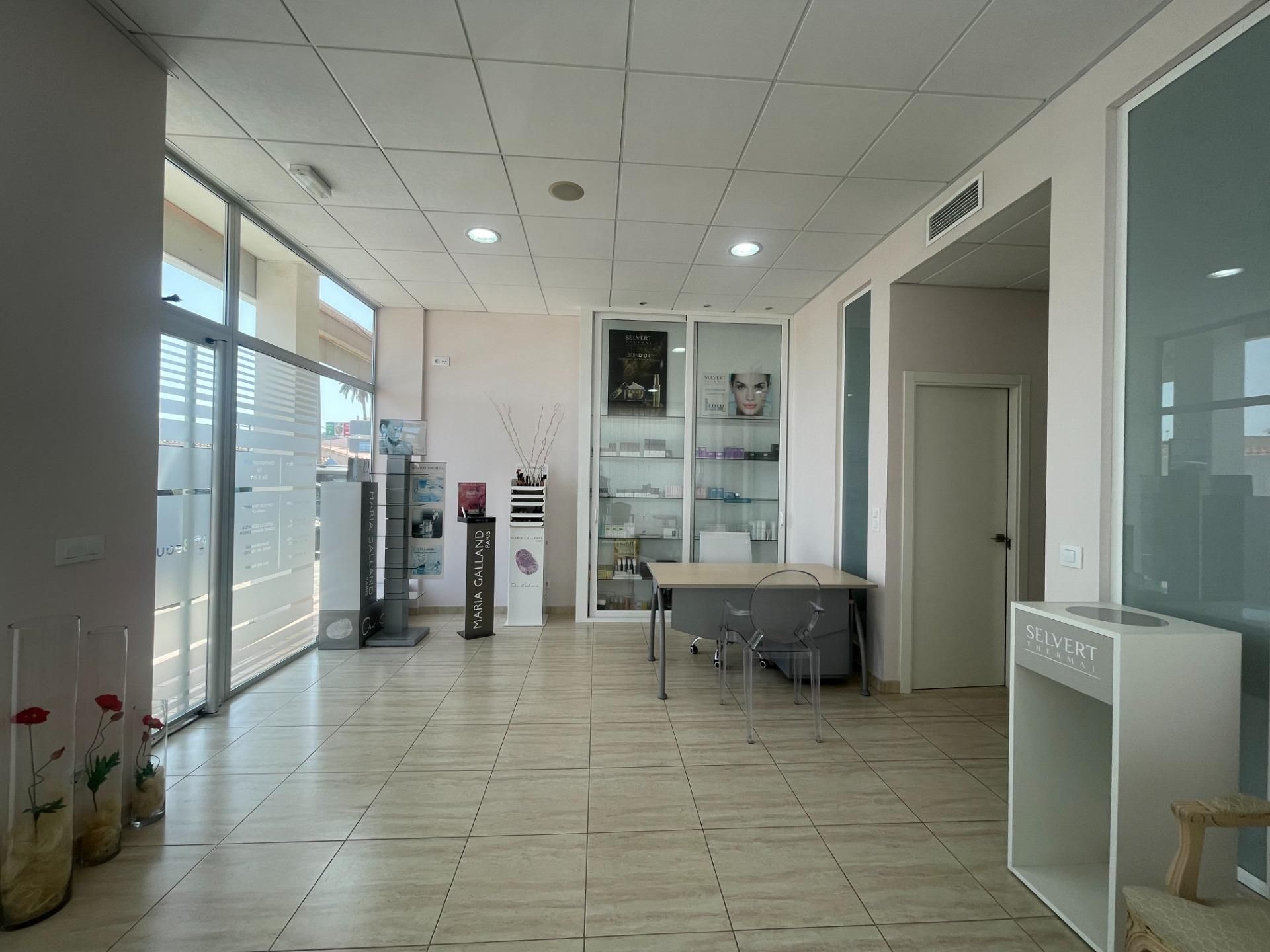 Local de lloguer en Dénia amb Aire condicionat