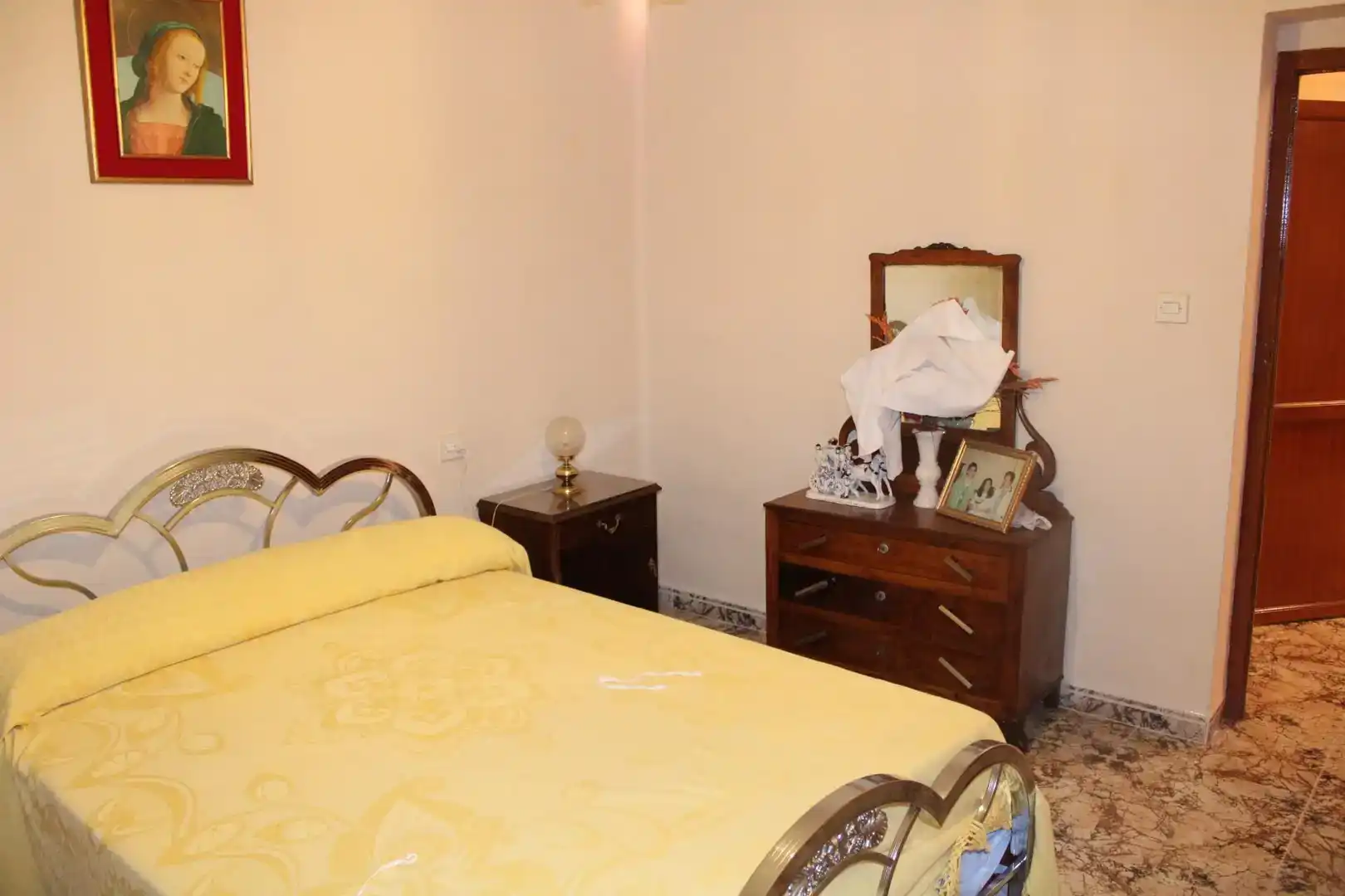 Dormitori de Casa adosada en venda en Torredelcampo amb Balcó