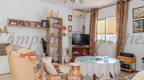 Foto 5 de Casa adosada en venta en Arenas, Málaga