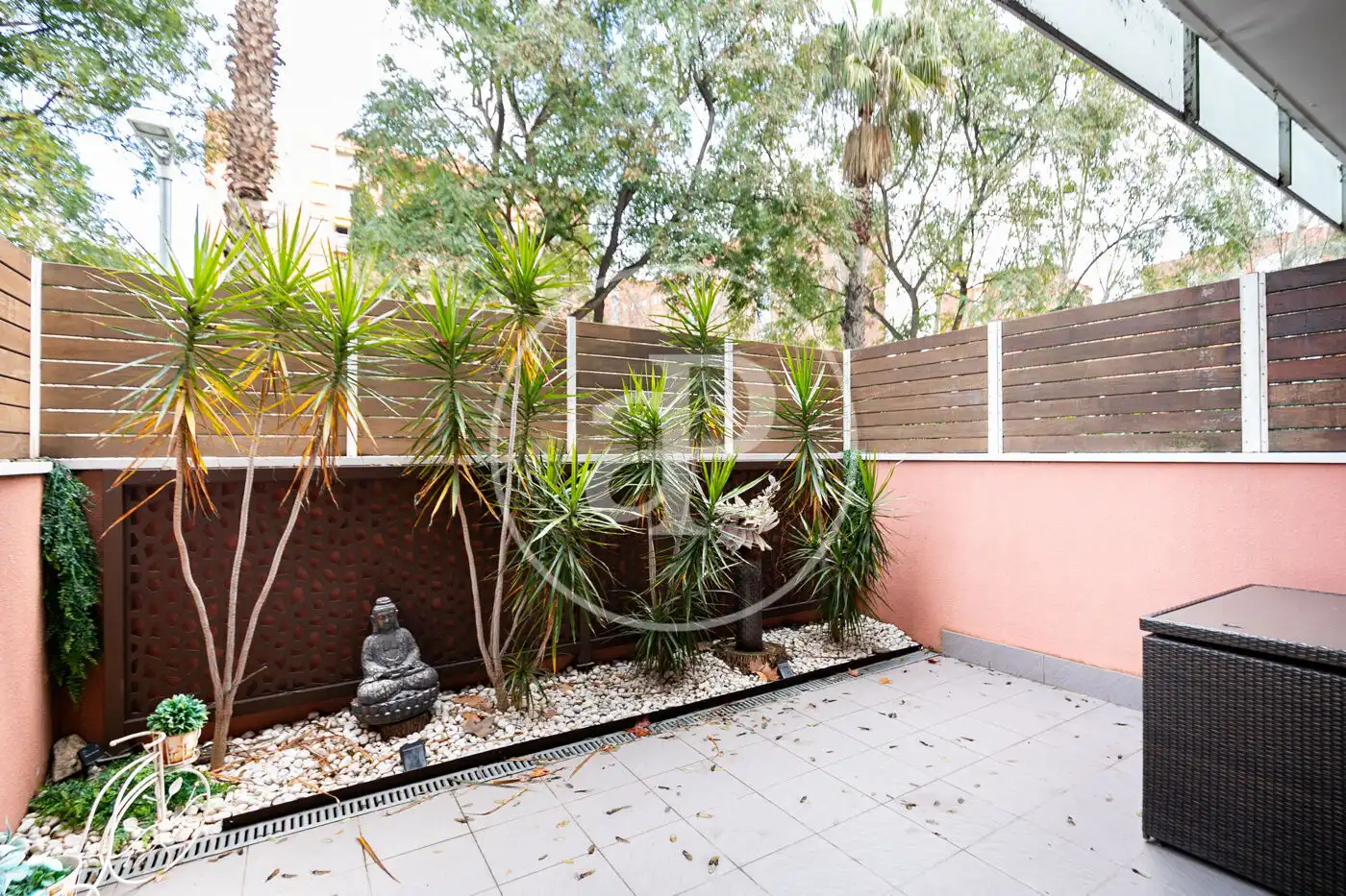 Garten von Wohnung zum Verkauf in Barcelona mit Klimaanlage, Heizung und Privatgarten