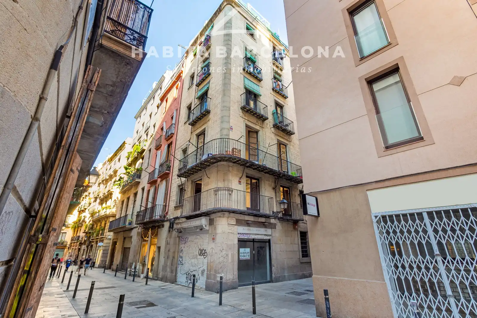 Vista exterior de Piso de alquiler en Ciutat Vella