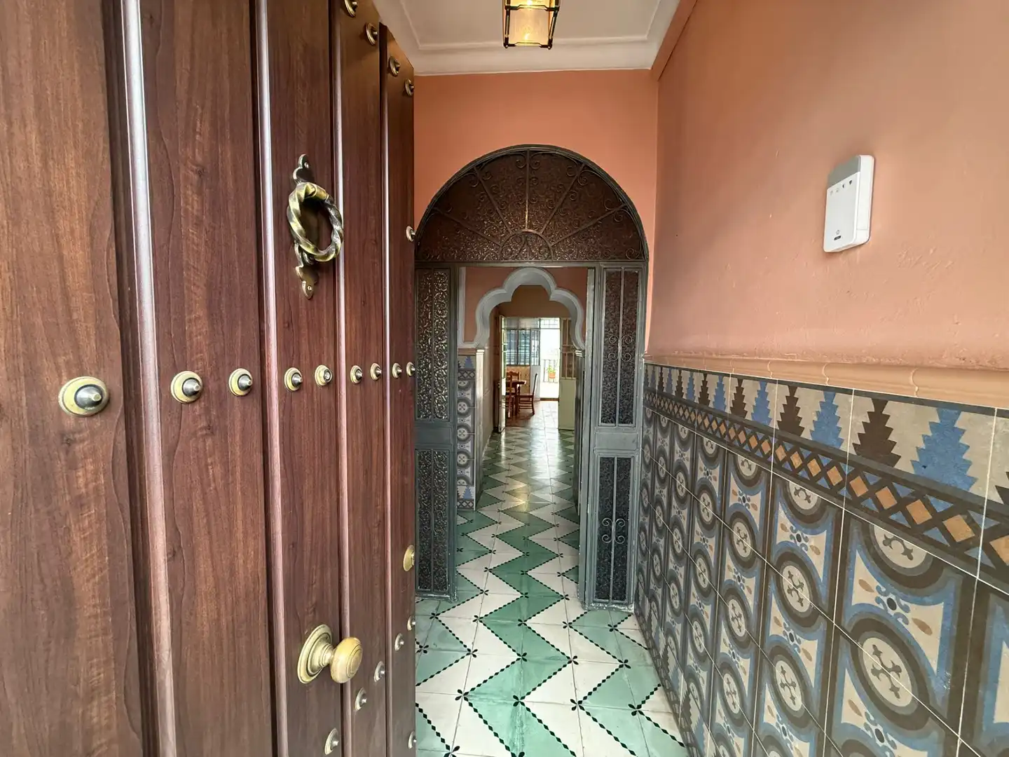 Casa adosada en venta en Dos Hermanas con Aire acondicionado