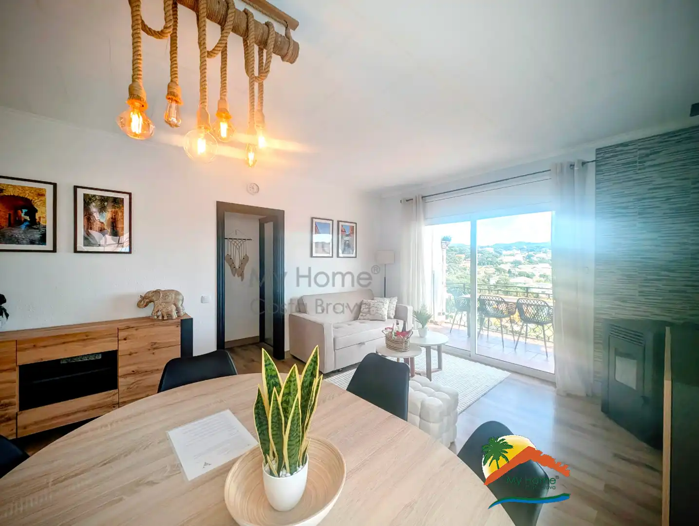 Casa amb piscina en venda a Aiguaviva Parc, imagen 8