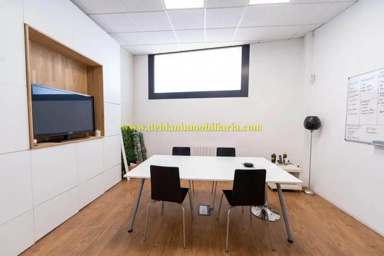 Business premises for sale in Tui, imagen 8