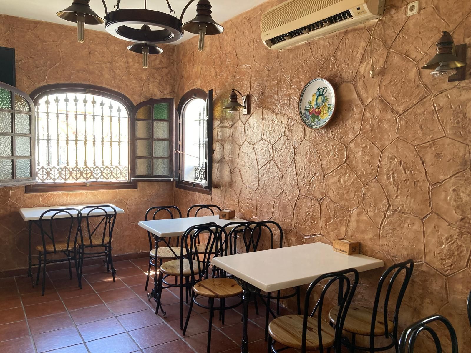 Premises for sale in San Fernando  with Terrace and Furnished