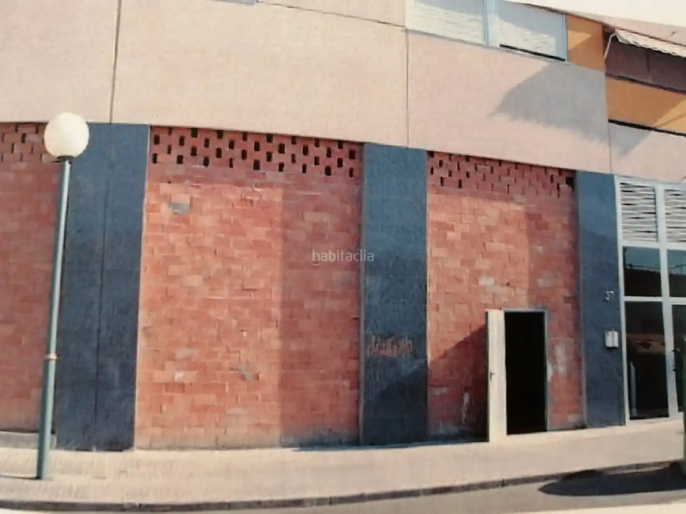 Local comercial en venda a Carrer de Tortosa 34, imagen 2