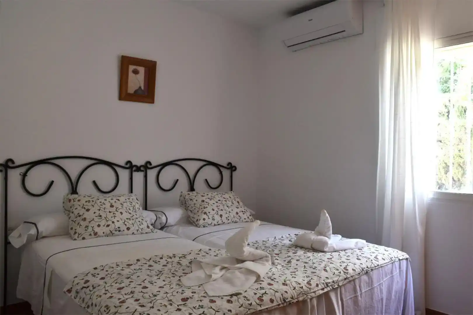 Bedroom of Flat for rent in Nerja  with Air Conditioner, Private garden and Swimming Pool